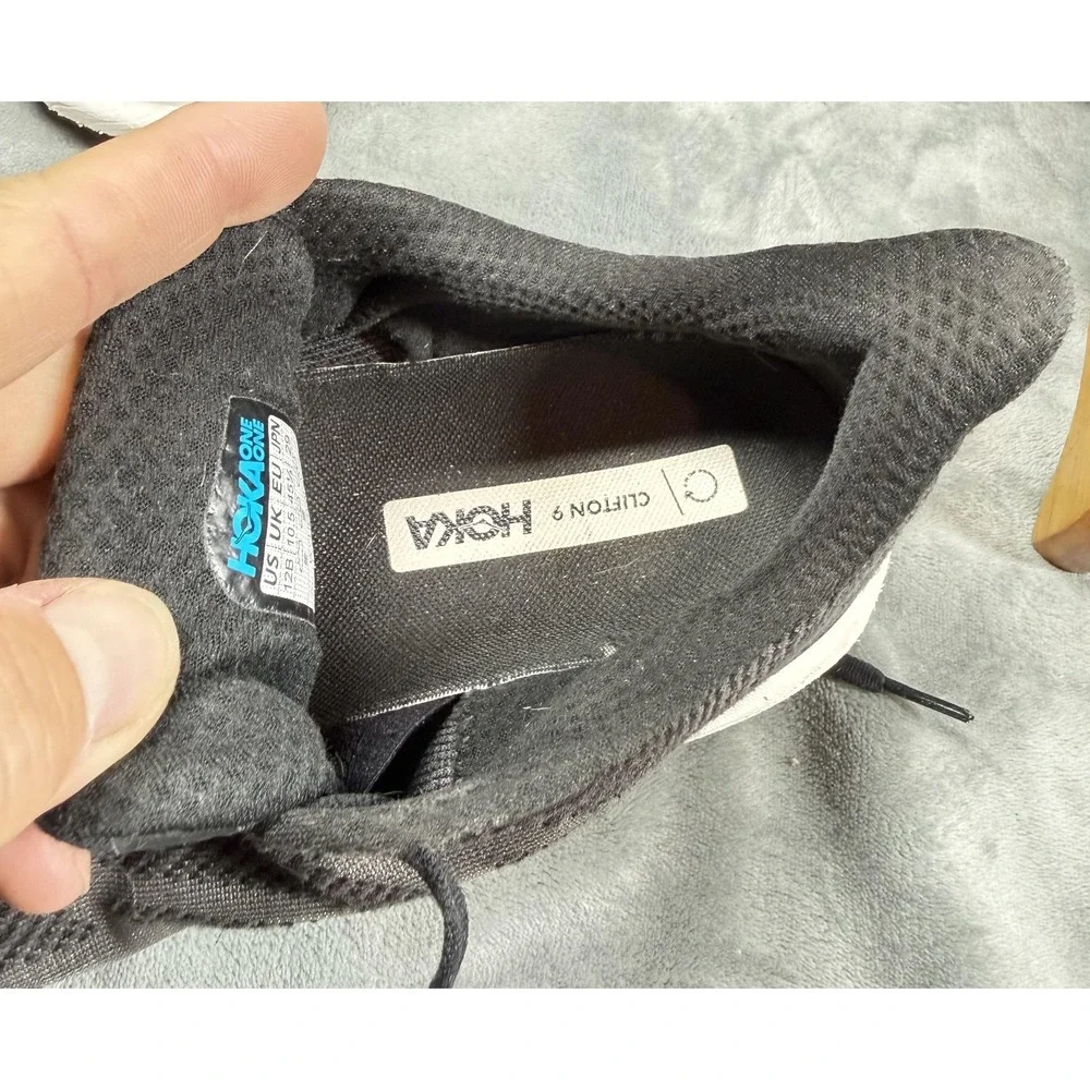 Hoka One One Clifton 9 Shoes Womens Size 12 Black‎ Running Sneakers 1127896